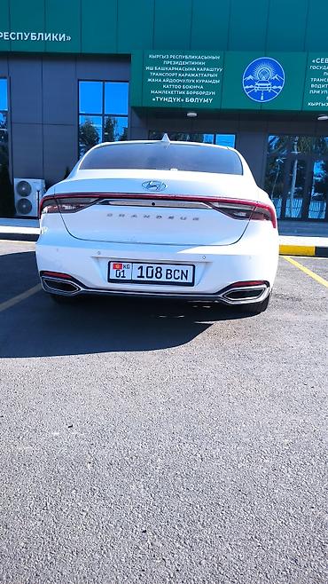 vaz 2114: Hyundai Grandeur: 2022 г., 3 л, Автомат, Газ, Седан — 5