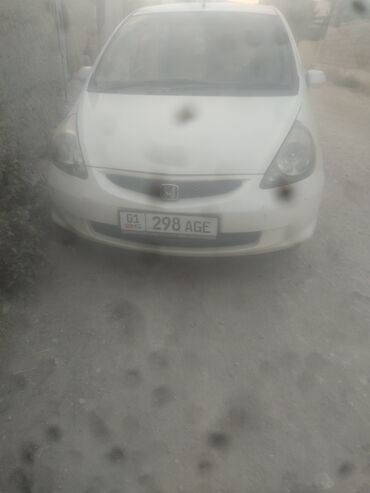 авто с последующим выкупом фит: Honda Fit: 2002 г., 1.3 л, Вариатор, Бензин, Хэтчбэк