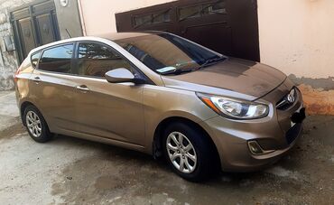 xacmaz masin satisi: Hyundai Accent: 1.6 l | 2013 il Hetçbek