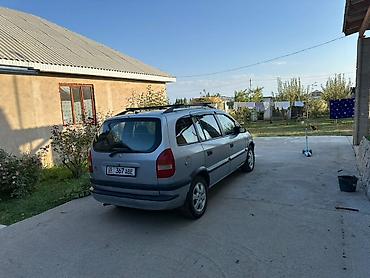 оп ком: Opel Zafira: 2002 г., 1.8 л, Механика, Бензин, Минивэн — 8