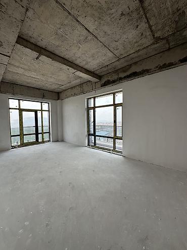 горам: 3 комнаты, 131 м², Элитка, 5 этаж, ПСО (под самоотделку) — 5