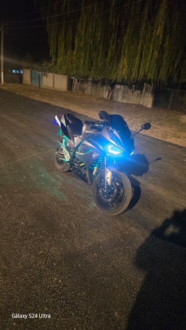 Мотоциклы: Спортбайк Kawasaki, 200 куб. см, Бензин, Взрослый, Б/у — 4