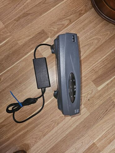 rotor modem: Cisco 1700. İşlək vəziyyətdə