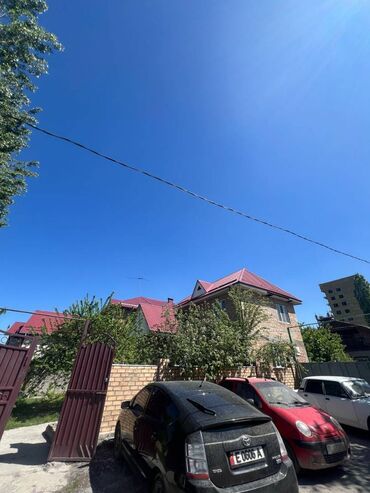 Продажа домов: Дом, 120 м², 5 комнат, Агентство недвижимости, Старый ремонт