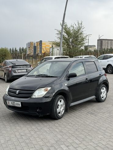 Toyota: Toyota ist: 2003 г., 1.5 л, Автомат, Бензин, Хэтчбэк