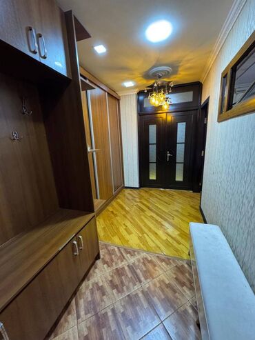 Uzunmüddətli kirayə mənzillər: Bakıxanov qəsəbəsi,Akkordun binalarında, 19 mərtəbəli binaın 10-cu — 10