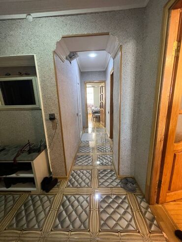 Köhnə tikili: Bakı, 3 otaqlı, Köhnə tikili, m. Gənclik, 85 kv. m — 15