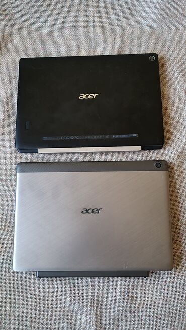 Acer: 2 tableta netbooka, top stanje, nemam punjaci idu tako, jeftino po