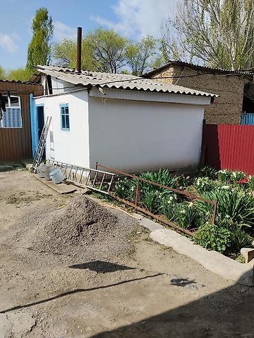 Продажа коттеджей и домов: Продается дом общей площадью 100кв на участке 38соток.Дом на два — 17