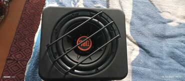 монитор и процессор: JBL сабвуфер в закрытом/корпусном исполнении с фазоинвертором -