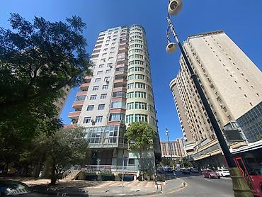 Mənzillərin satışı: 3 otaqlı, Yeni tikili, 135 kv. m — 2