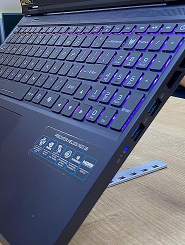 msi 17.3" gl75: İşlənmiş Acer Predator, 16 ", Intel Core i9, 1 TB — 2