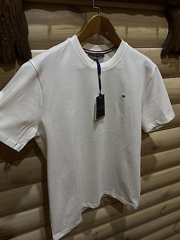 Футболки: Футболки брендов премиум-класса, классический крой, короткий рукав — 14