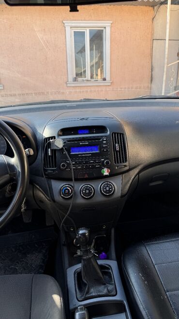 Hyundai: Hyundai Elantra: 2008 г., 1.6 л, Механика, Бензин, Седан — 7