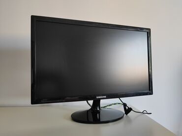 stopice za sivace masine: Samsung 22" LCD Monitor Monitor 21.5" Samsung S22D300HY LED, FullHD