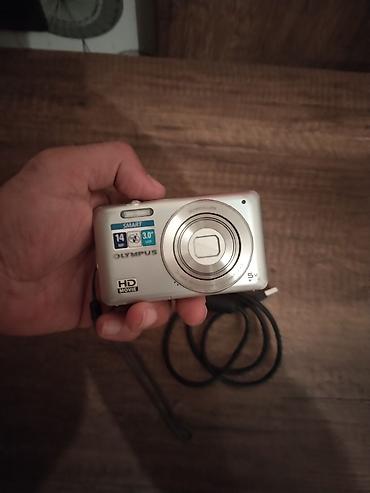 Olympus VG-120 14 Megapixel reqemsal fotoaparati iwlekdir ela cekiliwi