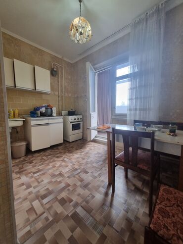 сдаются 1 комнатные квартиры: 1 комната, 35 м², 106 серия, 7 этаж, Косметический ремонт