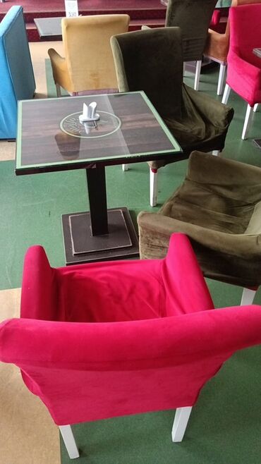 Sifarişlə restoran üçün masa və oturacaq dəstləri: Kafe/restoran üçün mebel dəsti Hamısl təcili satılır 5-10 azn biri 20 — 5