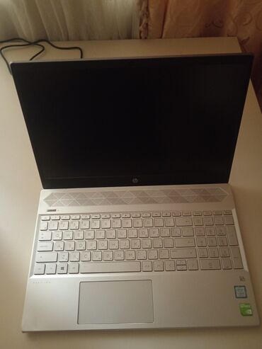 HP: İşlənmiş HP Pavilion, 15.6 ", Intel Core i5, 512 GB, Ünvandan götürmə