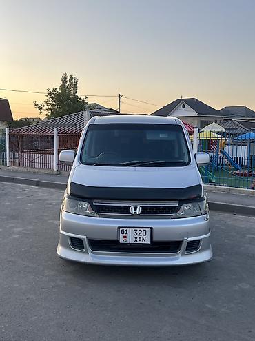 вмятина на машине: Honda Stepwgn: 2003 г., 2 л, Автомат, Газ, Минивэн — 3