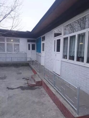 Продажа домов: Дом, 180 м², 7 комнат, Собственник, Косметический ремонт — 3