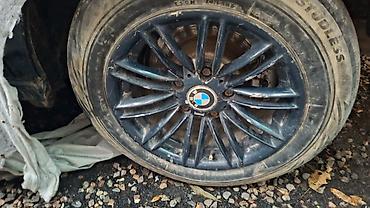Дөңгөлөктөр монтажда: Литые диски BMW с многоспицевым дизайном + шины - Оригинальный дизайн — 2