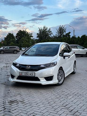 фит крыля: Honda Fit: 2016 г., 1.5 л, Вариатор, Бензин, Хэтчбэк — 7