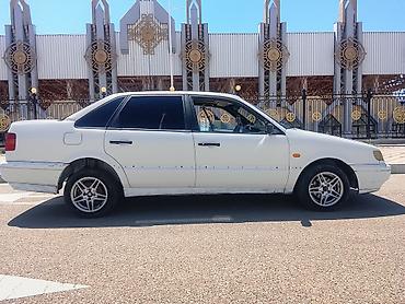 Volkswagen Passat: 1994 г., 1.8 л, Кол менен иштөөчү, Бензин, Седан — 7