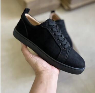 лабутены мужская обувь: Кроссовки, 45, Christian Louboutin, Новый, цвет - Черный, Платная доставка