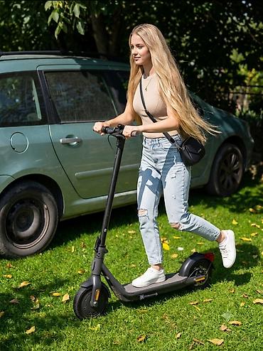 Trotineti, skejtbordovi i hoverbordovi: Električni trotinet Ninebot - Brend/model: Ninebot električni — 2