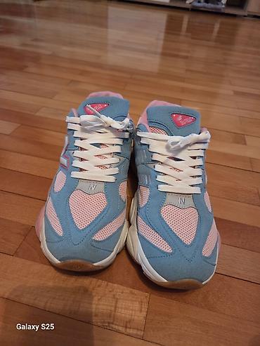 Women's Sneakers and athletic shoes: New Balance, 39, bоја - Svetloplava — 2