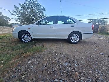 hyundai i30 oluxanası: Nissan Sunny: 1.6 l | 2007 il Sedan — 6