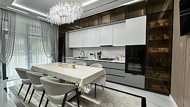 особняк киргизия 1: Шикарный дом в ж/м Киргизия‑1 - Участок: 10 соток - Дом: 250 м² - 10 — 8