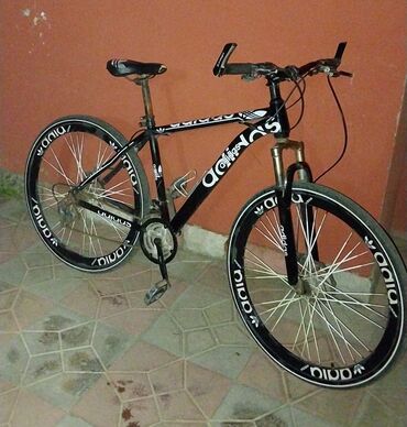 velas: Dağ velosipedi Adidas, 29", Ünvandan götürmə
