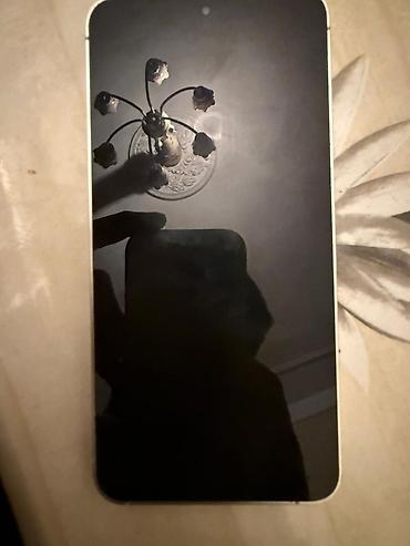 z fold 1: Samsung Galaxy S23, 256 GB, rəng - Gümüşü, Zəmanət — 1