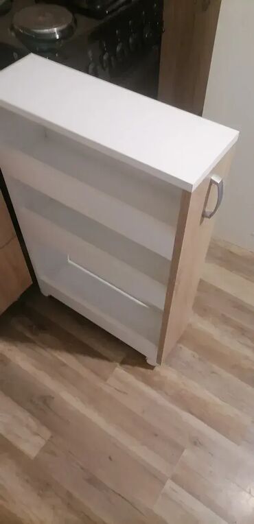 ikea polica za obucu: Kuhinjski Element 🍽️🔧 🔹 Opis: ✅ Element sa više polica, otvorima sa