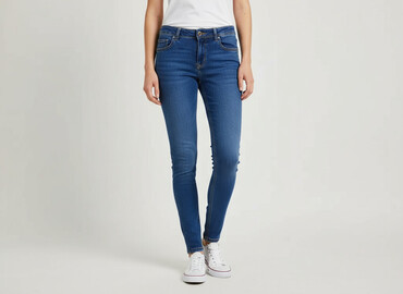 Jeansy: Terranova, Jeansy damskie, rozmiar XS