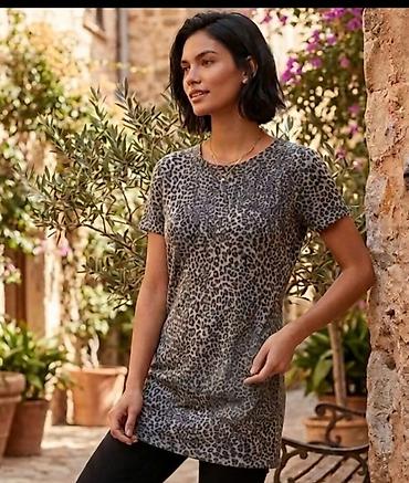 Ženska tunika/duža majica sa leopard printom - Kroj: ravna, blago