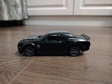 dodge dart: Məhsul: Metal model maşın – Dodge Challenger (qara), sport zolaqları — 2