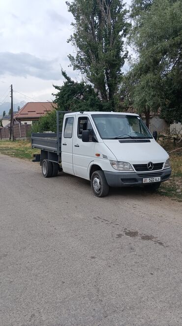 авто с: Mercedes-Benz Sprinter: 2001 г., 2.2 л, Механика, Дизель, Пикап