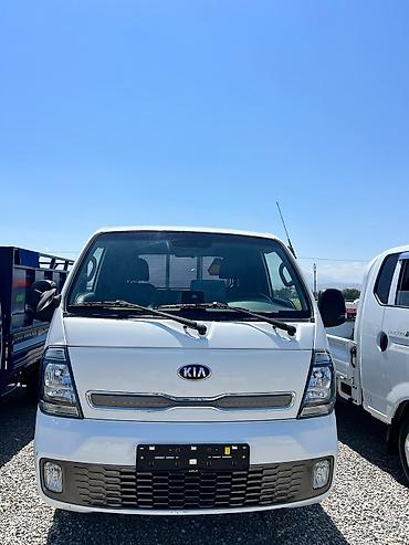 byd e1: Kia BONGO: 2020 г., Автомат, Электромобиль — 1