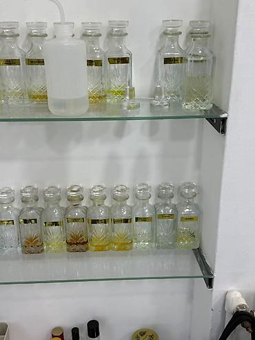 Ətir kufşinləri cızığı sınığı çatı yoxdu az işlənib ünvan köhnə