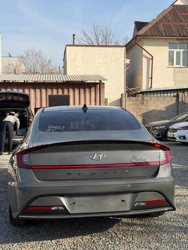 Hyundai: Hyundai Sonata: 2021 г., 2 л, Автомат, Гибрид, Седан — 5
