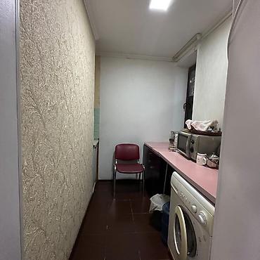 Продажа салонов красоты и кабинетов: Коммерческое помещение площадью 70.5 м² на первом этаже, расположенное — 11