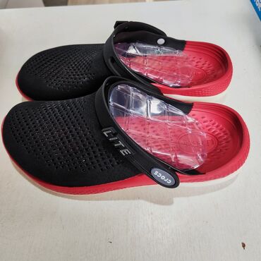 кроксы мужские купить: Эркектердин сандалийи, 44, Crocs, Жаңы, түсү - Кара, Өзү алып кетүү, Акылуу жеткирүү