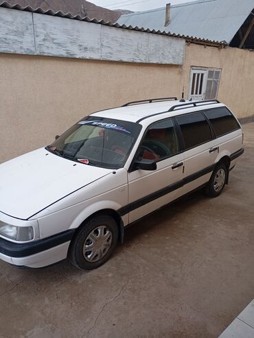 Volkswagen: Volkswagen Passat: 1989 г., 1.8 л, Механика, Бензин, Универсал