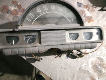 Moskviç: Moskviç 401: 2.4 l | 1961 il 49451 km Sedan — 7