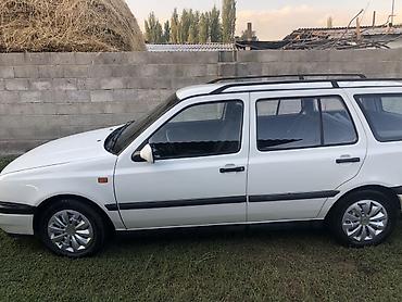 vitis taiota: Volkswagen : 1993 г., 1.8 л, Механика, Бензин, Универсал — 2