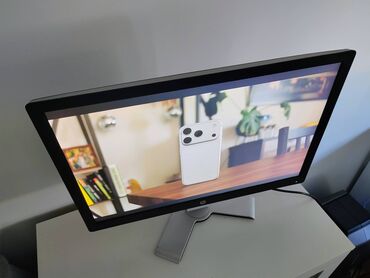 Monitori: HP IPS Monitor 24" Prodajem povoljno monitor HP E242, sa IPS panelom — 3
