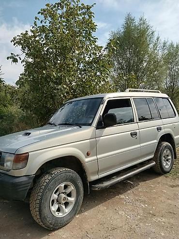 насосы для подкачивании колёс: Mitsubishi Pajero: 1994 г., 2.8 л, Механика, Дизель, Внедорожник — 1